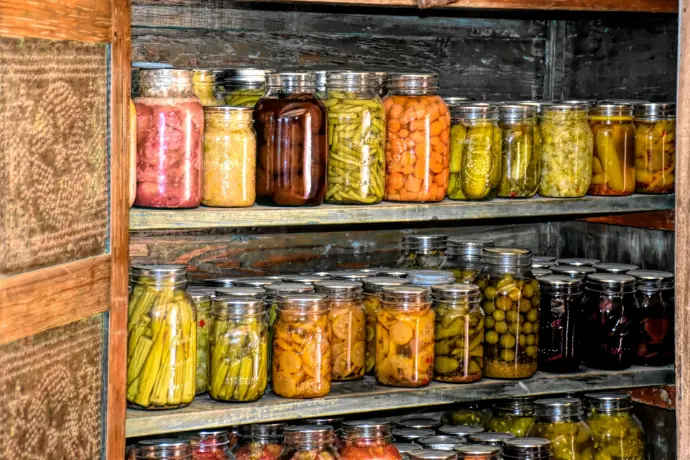 Lactofermentation et bocaux à Plozevet